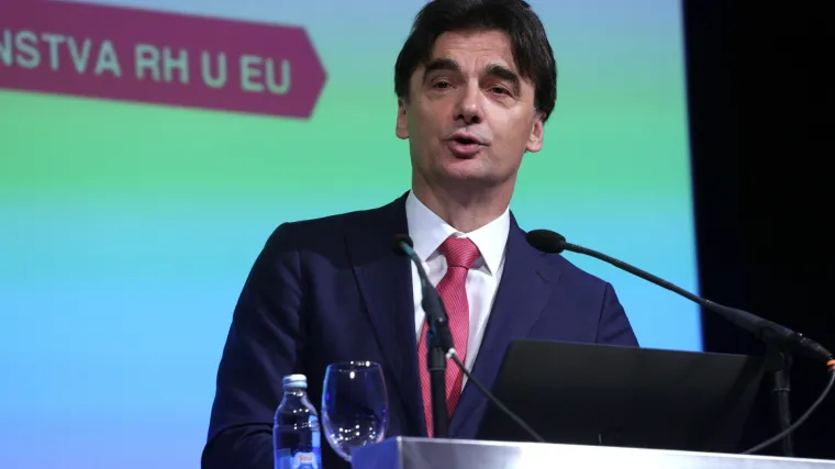 Podupiru Vladine reforme: &Scaron;vicarci nam poklonili vi&scaron;e od 300 milijuna kuna