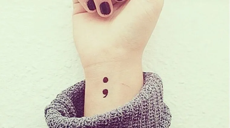 Evo &scaron;to vam poku&scaron;avaju poručiti tetovažama s ovim interpunkcijama