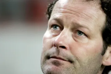 Legendarni bek umjesto Hiddinka!