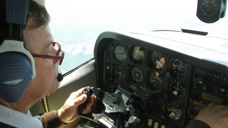 Jedan motor otkazao, pilot zabunom isključio drugi