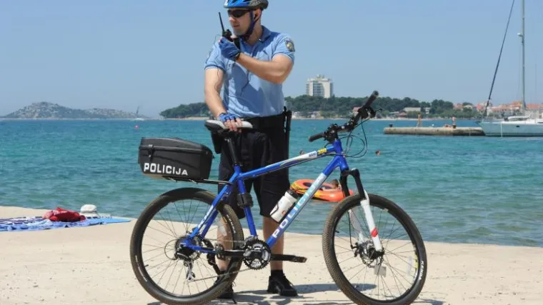 Splitski plavci odsada patroliraju na biciklima