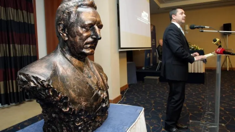 Jedan prestižni trg u Zagrebu nazvati po Franji Tuđmanu