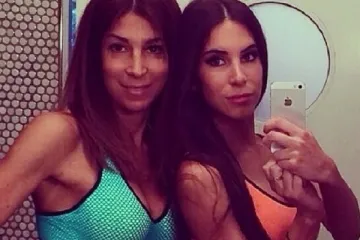 A ovo je njezina seksi mama