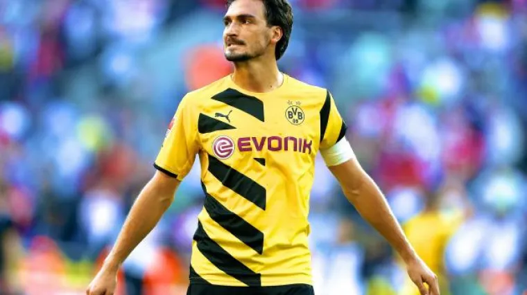 Ni&scaron;ta od selidbe na otok: Hummels produžio ugovor s Borussijom do 2017. godine