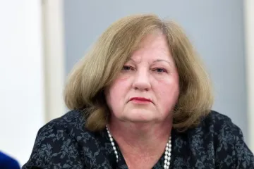 Bivša ministrica Zlatar Violić mora u Zagreb na operaciju