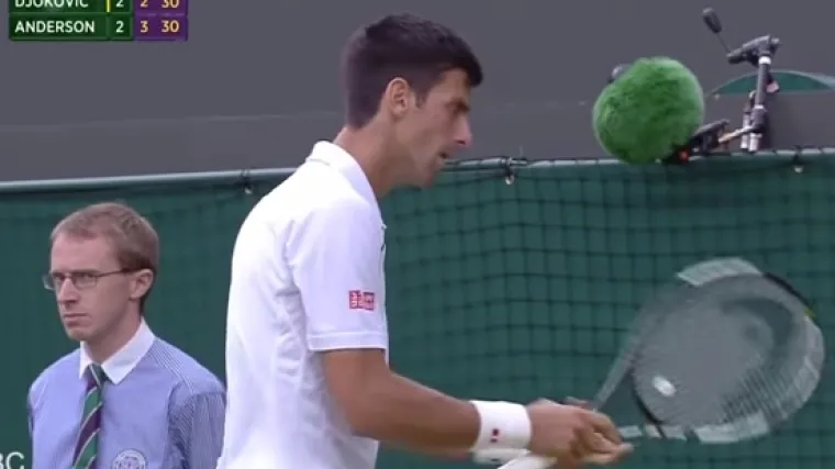 Nervozni Đoković se ispucao na djevojčici