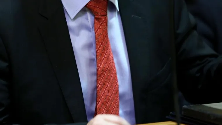 Prigodno odjeven za žustru raspravu