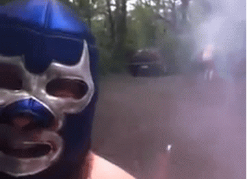 Nagurali si rakete u stražnjice i obavili eksplozivni dvoboj