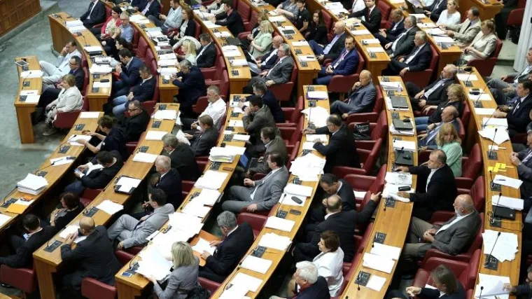 HDZ tvrdi: 'Naši ljudi dobivaju fizičke prijetnje zbog ukazivanja na nezakonitosti'