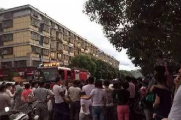 Majka odbila razbiti prozor BMW-a da spasi dijete koje se "kuhalo" od vrućine