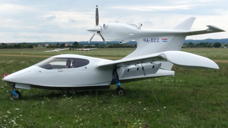 Manji avion izletio sa staze na aerodromu Lučkome: pilot nije ozlijeđen