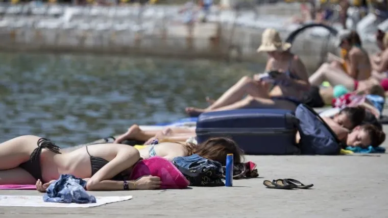 Čeka nas vruć vikend. ZBILJA vruć vikend