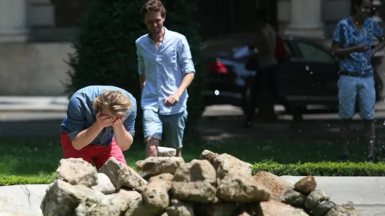 Užareni vikend: meteorolozi pozivaju građane da se paze toplinskog vala!