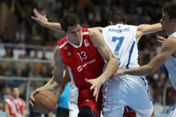 Gorostas iz Crvene Zvezde stigao u NBA: Marjanović potpisao za Spurse