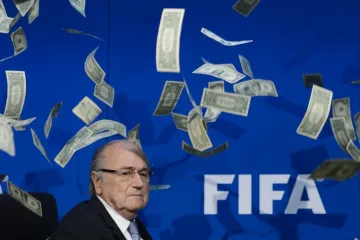 Blatter pogođen lažnim novčanicama