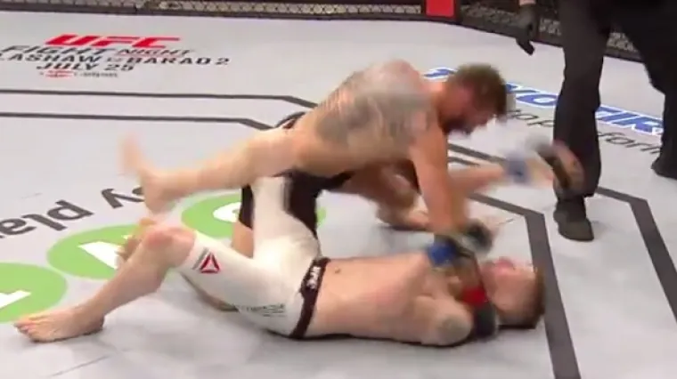 Spektakularno nokautirao protivnika i onda odu&scaron;evio publiku