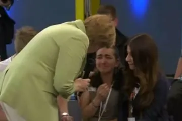 Tužna priča djevojčice koju je rasplakala Angela Merkel