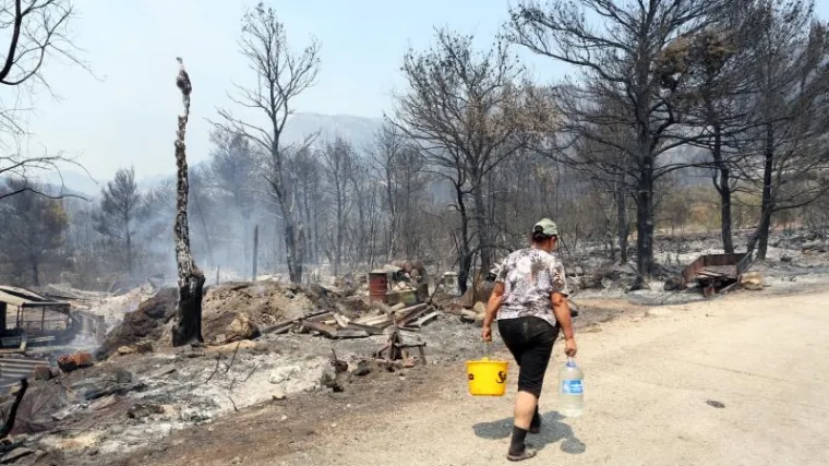 Vatra se i dalje &scaron;iri, nitko ne može jamčiti za kuće
