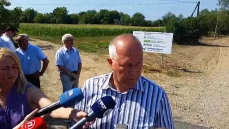 Nasipu u Gornjem Mekusju koji bi Karlovac trebao stititi od najvecih poplava