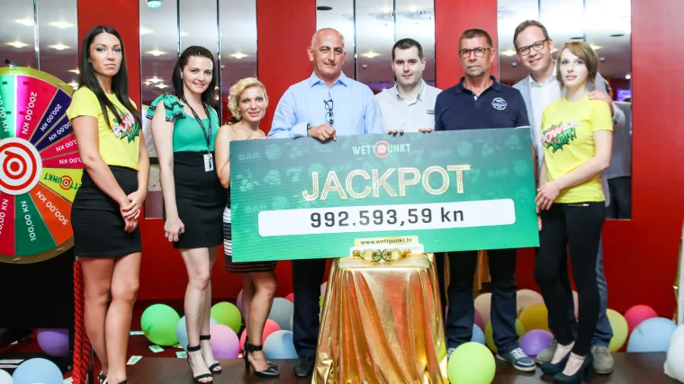 U Automat klubu &bdquo;Wettpunkt Branimir Centar&ldquo; osvojen je Mega jackpot u iznosu od 992.593,59 kuna.