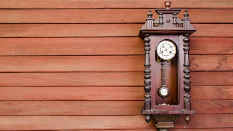 Otkrivena tajna stara 350 godina: za&scaron;to se klatna zidnih satova sinkroniziraju?
