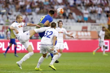 Hajduku kazna 15.000 eura i zatvorena tribina