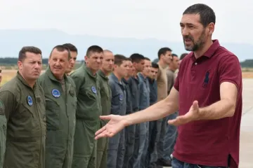 "Ne treba nam pomoć. Izdržite, ljudi to očekuju od nas"
