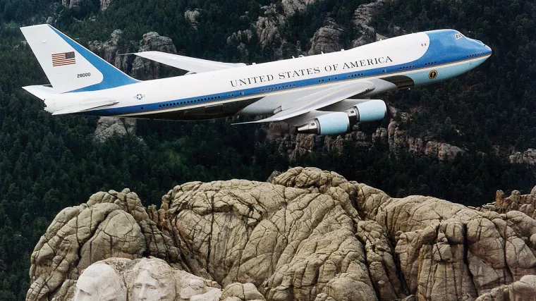 Djeci rođenoj na dan posjete Baracka Obame daju ime "AirForce One Obama"