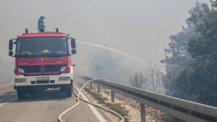 Na Pelje&scaron;cu vi&scaron;e nema otvorene vatre