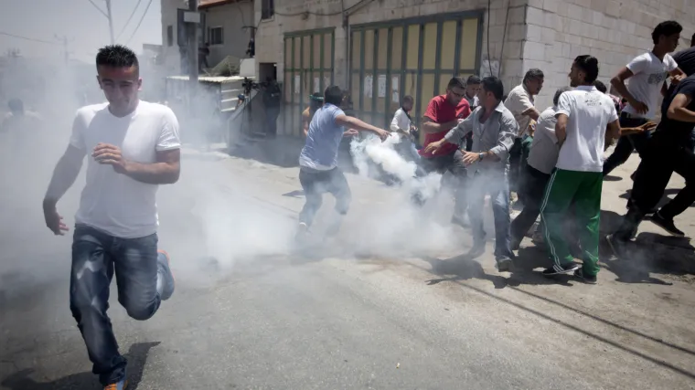 Izraelska policija u&scaron;la u džamiju Al Aksu i sukobila se s Palestincima