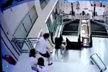 Ženu samljele pokretne stepenice, dijete uspjela spasiti