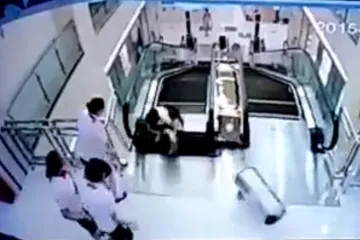 Majka žrtvovala svoj život kako bi spasila sina: 'Ovo je istinski primjer majčinskog instinkta'