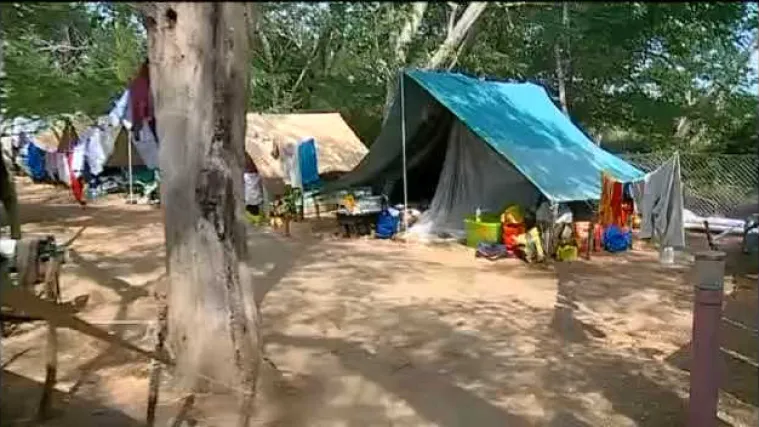 Upoznajte moderne Robinzone koji ljetuju u Rabu bez struje i vode!