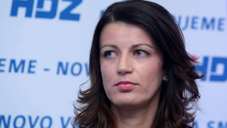 Na povratku s Klauzure HDZ-a službeni automobil Josipe Rimac udario u konja