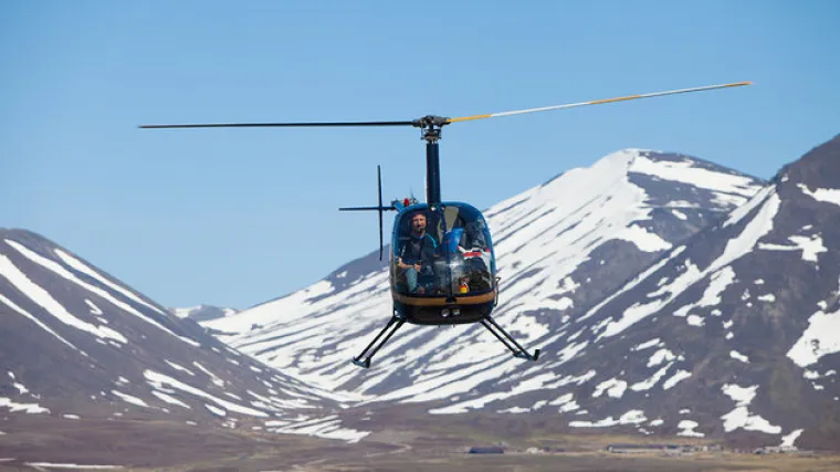 Borio se s polarnim medvjedima za goli život