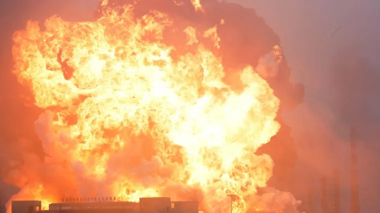 U požaru tvornice poginulo je 19 osoba, 22 su ozlijeđene