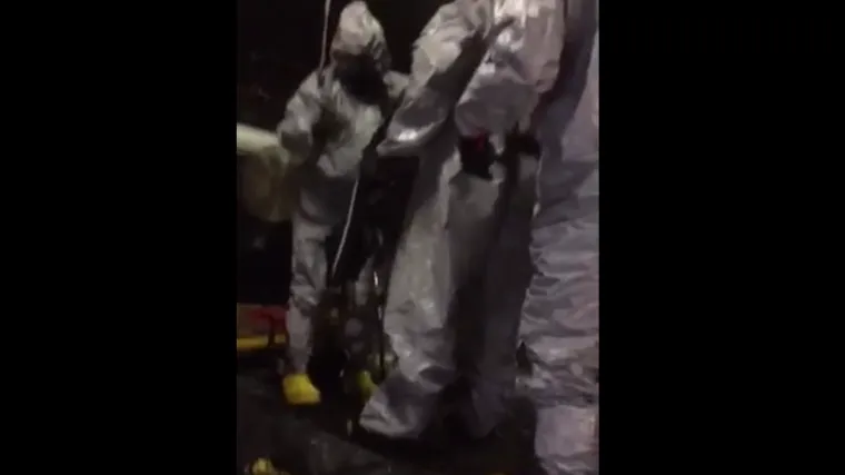 Ekipa za dekontaminaciju ostala iznenađena kada je skinuo odijelo protiv radijacije