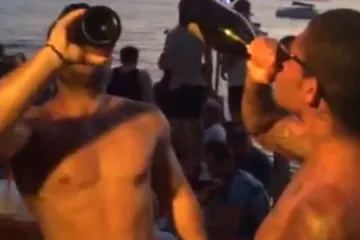 "Štedite vodu, pijte šampanjac"