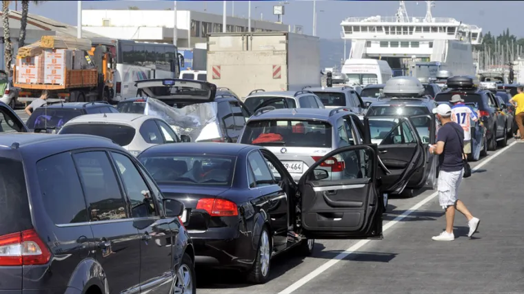 &Scaron;pica sezone u Splitu: ovoga vikenda u zračnoj i trajektnoj luci 110.000 putnika!