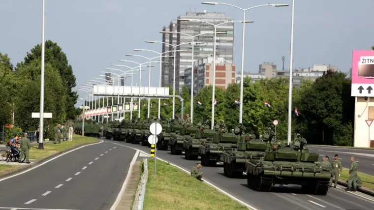 Zbog probe vojnog mimohoda od 13 sati ne voze tramvaji dijelom Vukovarske i Savske