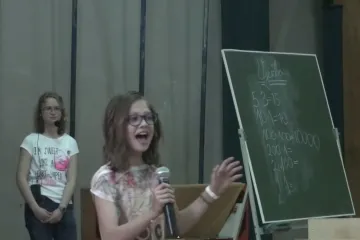 Zašto će 12-godišnjakinja pjevati hrvatsku himnu na mimohodu? Poslušajte odgovor!