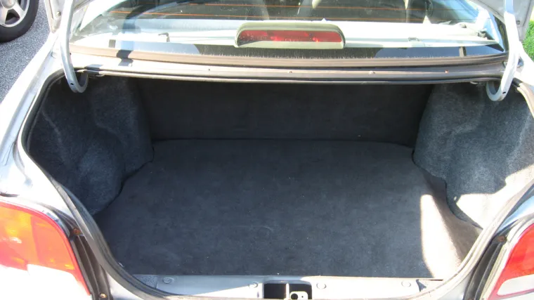 Marokanac se ugu&scaron;io nakon &scaron;to je u kovčegu poku&scaron;ao ući u &Scaron;panjolsku