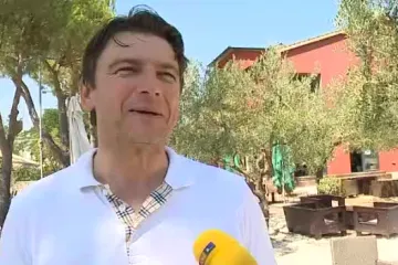 Ministar platio ribolovnu dozvolu: 'Moram paziti da ne napucam nekog turista, to bi bila loša reklama'