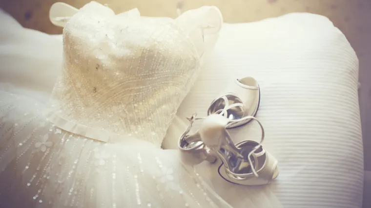 Mladoženja tužio suprugu na sudu jer se prepao kad ju je vidio bez &scaron;imnke!