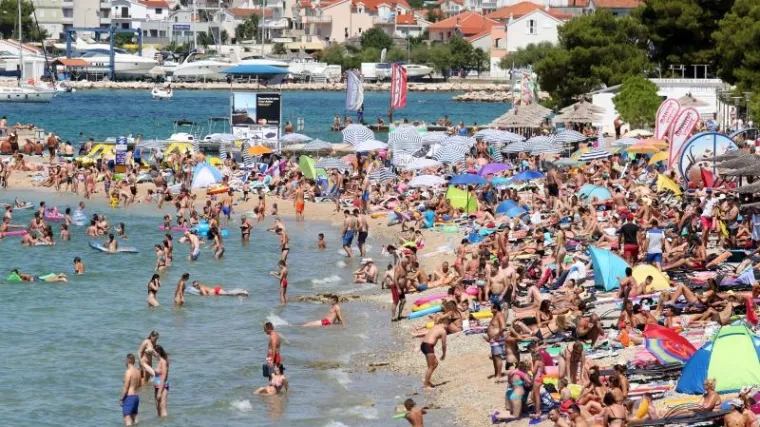 Gostiju više za 9 posto, očekuje se zarada od 8 milijardi eura