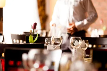 Austriji je potrebno više od 29 tisuća ugostitelja