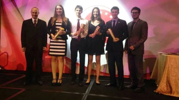 Hrvatski srednjo&scaron;kolci pobijedili na Svjetskom debatnom prvenstvu!