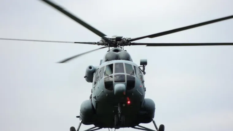 U sudaru helikoptera i hidroaviona najmanje osmero mrtvih, među njima i dvoje djece