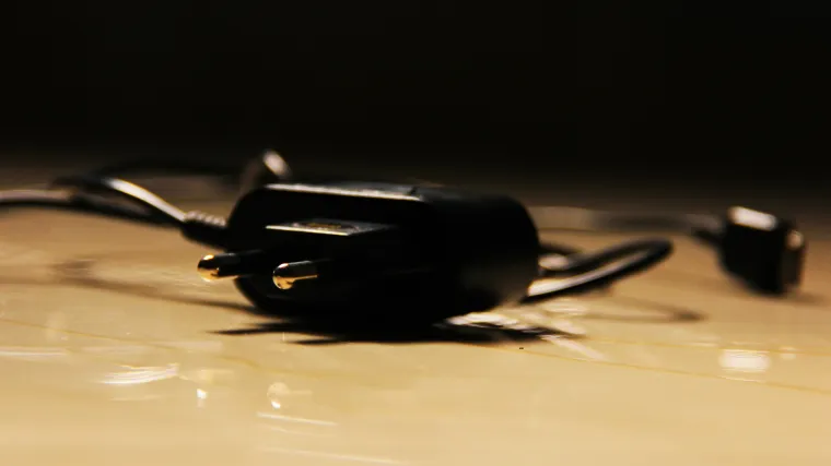 Požar u Crikvenici izazvali su punjači mobitela