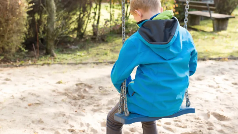 Dvojica dječaka silovala trećeg na kamenolomu